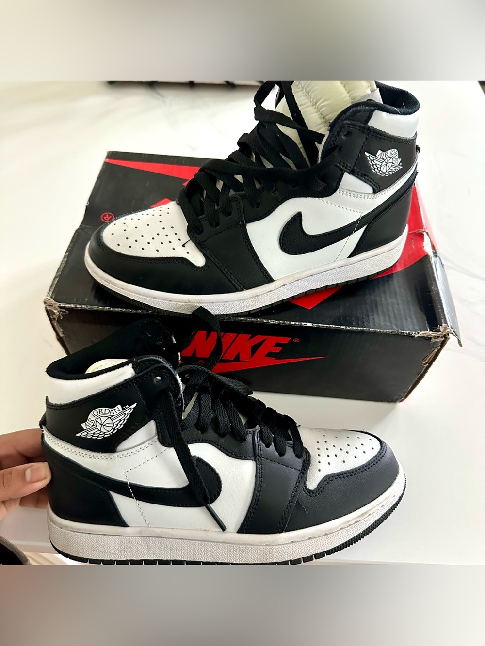 Jordan 1 Retro High OG White Black sneakers US 6.5